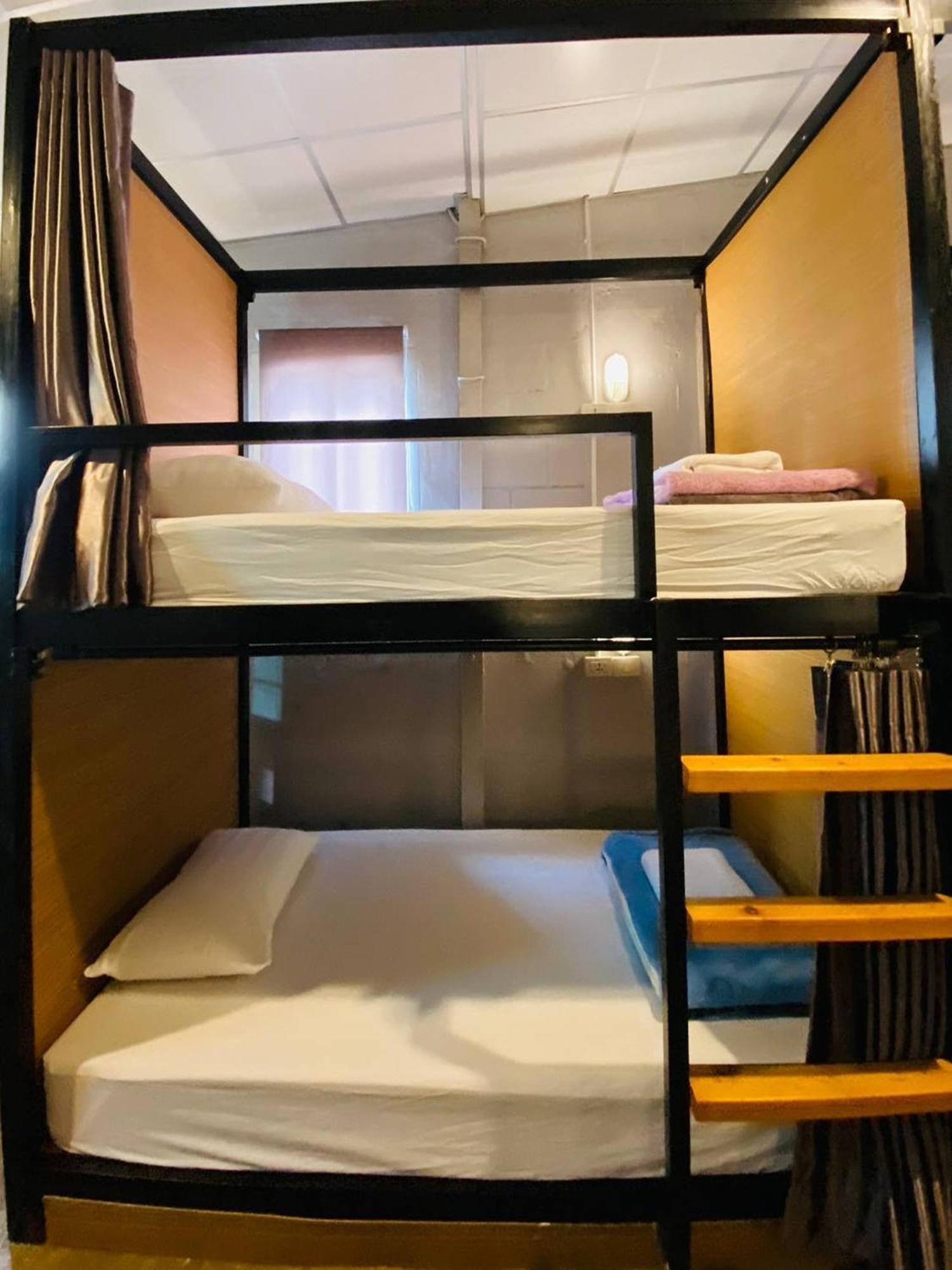 Hostel Lemon Siam Petchaburi Road Bangkok Esterno foto